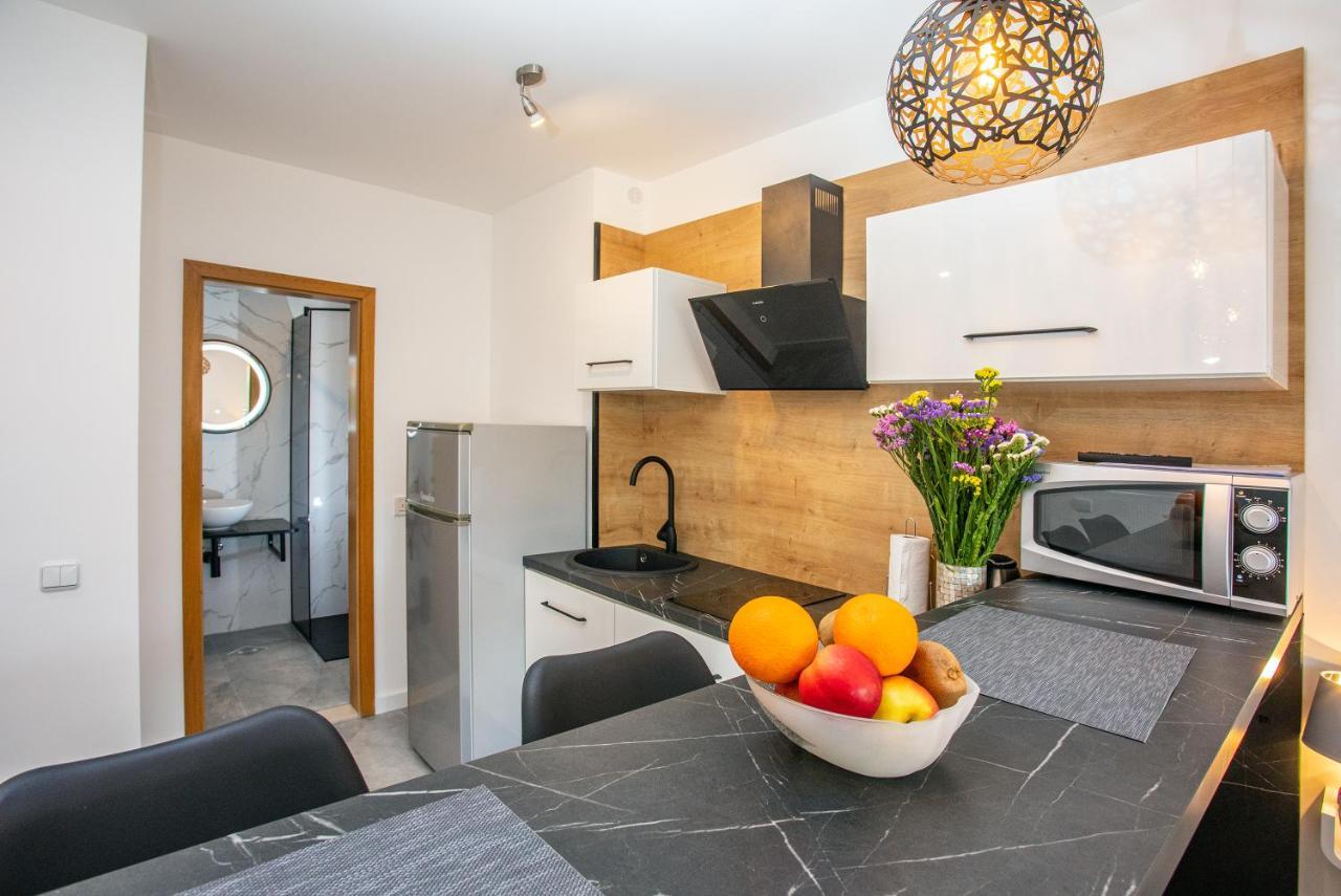 Apartments Nedo Dalmatia Omiš Екстериор снимка