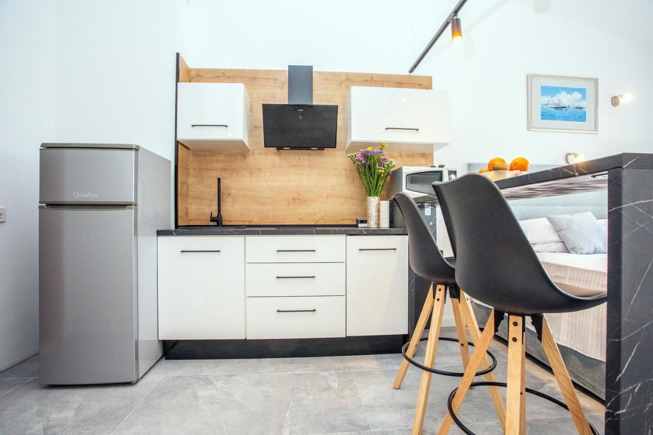 Apartments Nedo Dalmatia Omiš Екстериор снимка