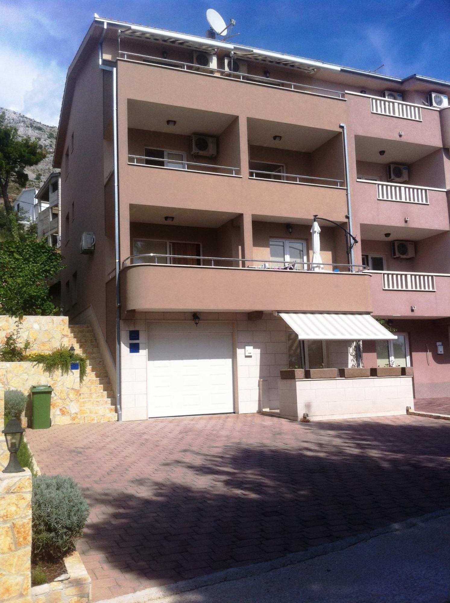 Apartments Nedo Dalmatia Omiš Екстериор снимка